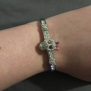 Betsey Johnson silver skull with bow bracelet